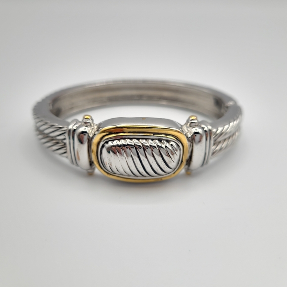 Vintage Two Tone Cable Hinged Bangle Bracelet Silver Gold Tone Chunky Cuff - Picture 3 of 14